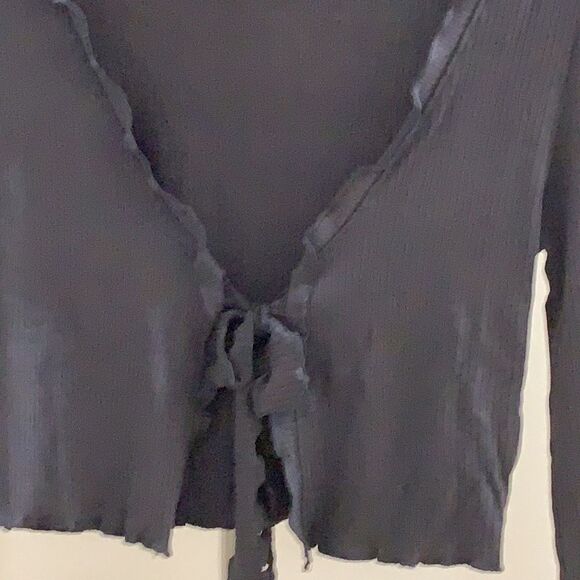 UO crop long sleeve - Picture 2 of 4